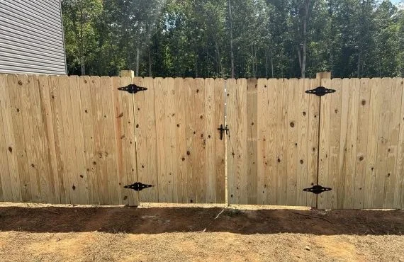Fence installed by Circle MC Fencing